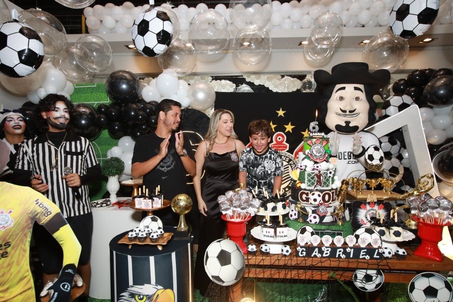GABRIEL CELEBRA 6 ANOS COM FESTA TEMÁTICA DO SPORT CLUBE CORINTHIANS – BUFFET ALGAZARRA - Eloisa Mattos
