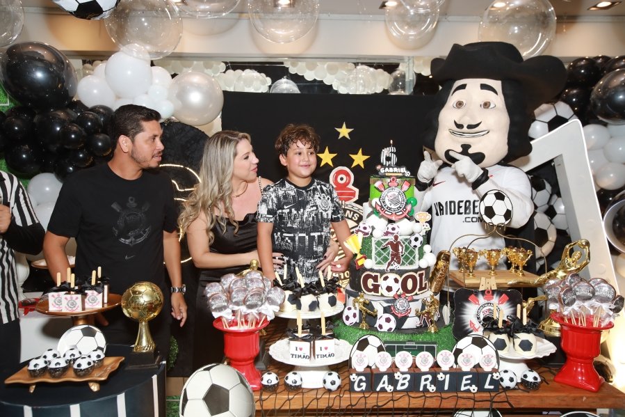 GABRIEL CELEBRA 6 ANOS COM FESTA TEMÁTICA DO SPORT CLUBE CORINTHIANS – BUFFET ALGAZARRA - Eloisa Mattos