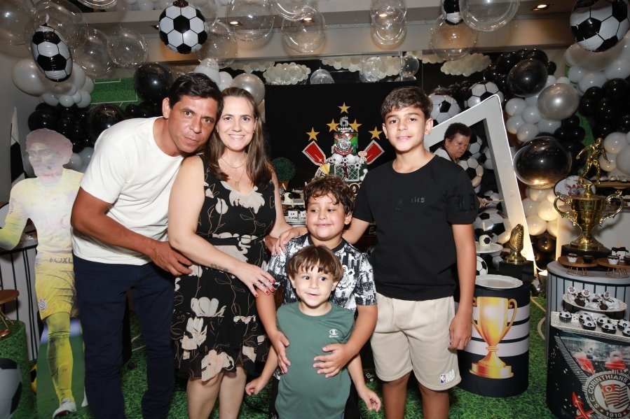 GABRIEL CELEBRA 6 ANOS COM FESTA TEMÁTICA DO SPORT CLUBE CORINTHIANS – BUFFET ALGAZARRA - Eloisa Mattos