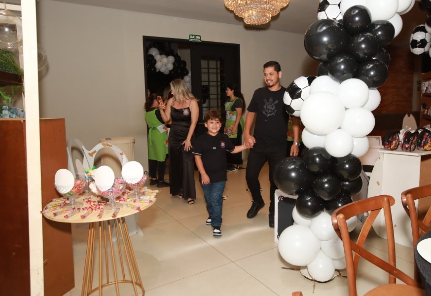 GABRIEL CELEBRA 6 ANOS COM FESTA TEMÁTICA DO SPORT CLUBE CORINTHIANS – BUFFET ALGAZARRA - Eloisa Mattos