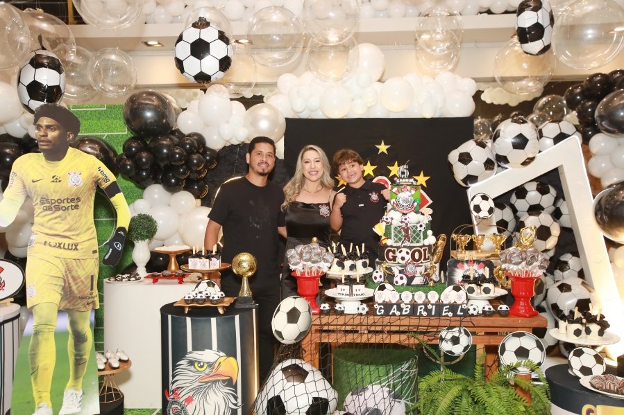 GABRIEL CELEBRA 6 ANOS COM FESTA TEMÁTICA DO SPORT CLUBE CORINTHIANS – BUFFET ALGAZARRA - Eloisa Mattos