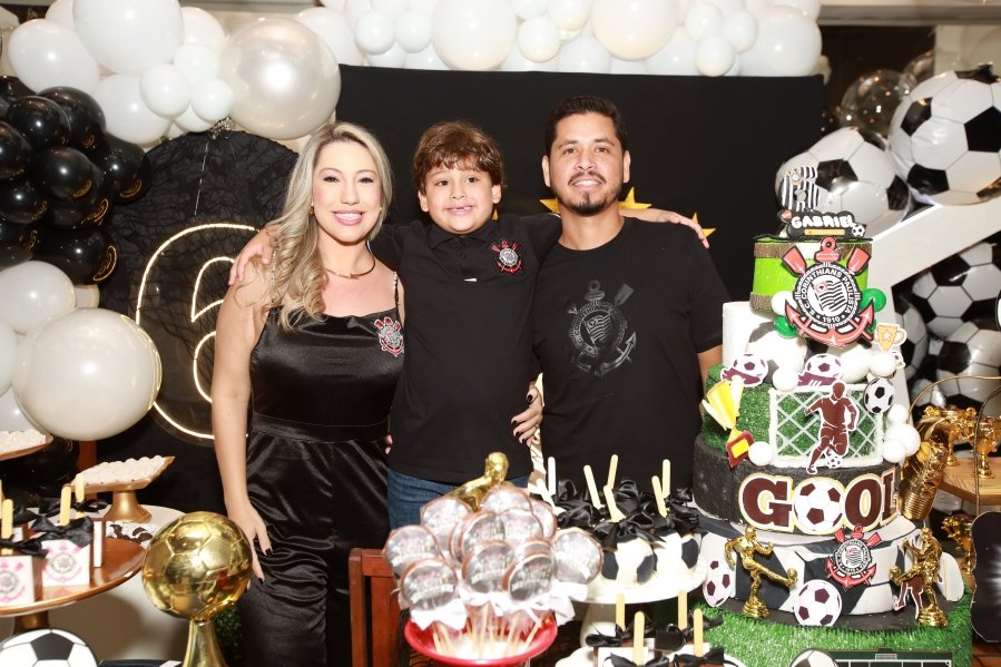 GABRIEL CELEBRA 6 ANOS COM FESTA TEMÁTICA DO SPORT CLUBE CORINTHIANS – BUFFET ALGAZARRA - Eloisa Mattos