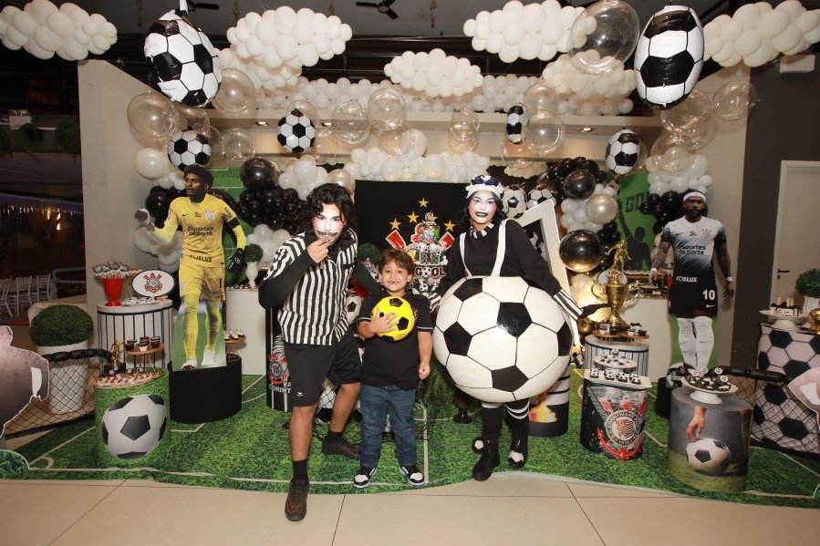 GABRIEL CELEBRA 6 ANOS COM FESTA TEMÁTICA DO SPORT CLUBE CORINTHIANS – BUFFET ALGAZARRA - Eloisa Mattos