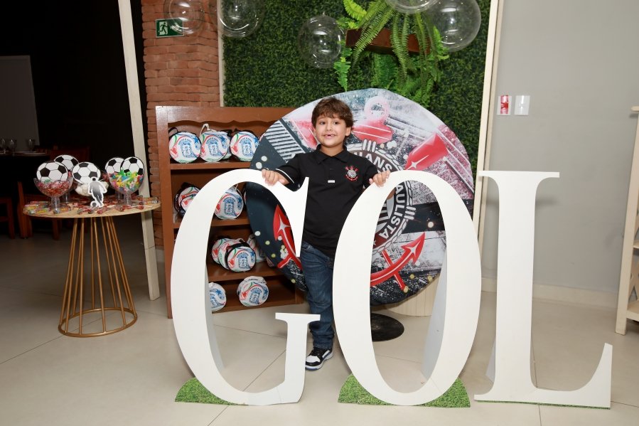 GABRIEL CELEBRA 6 ANOS COM FESTA TEMÁTICA DO SPORT CLUBE CORINTHIANS – BUFFET ALGAZARRA - Eloisa Mattos