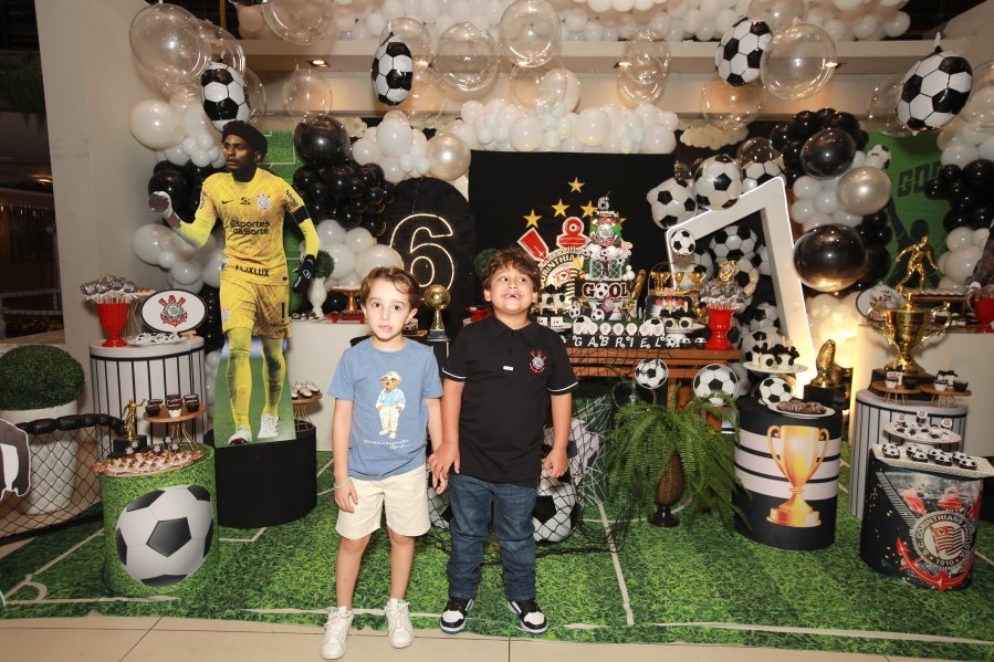 GABRIEL CELEBRA 6 ANOS COM FESTA TEMÁTICA DO SPORT CLUBE CORINTHIANS – BUFFET ALGAZARRA - Eloisa Mattos