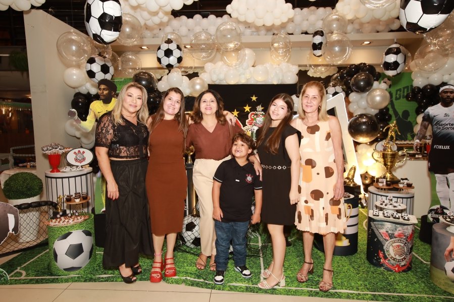 GABRIEL CELEBRA 6 ANOS COM FESTA TEMÁTICA DO SPORT CLUBE CORINTHIANS – BUFFET ALGAZARRA - Eloisa Mattos