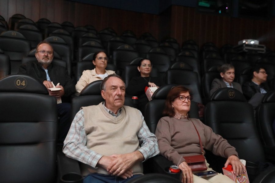 DOCUMENTÁRIO 100 ANOS – SOCIEDADE MEDICINA E CIRURGIA RIO PRETO – CINEMA RPSHOPPING - Eloisa Mattos