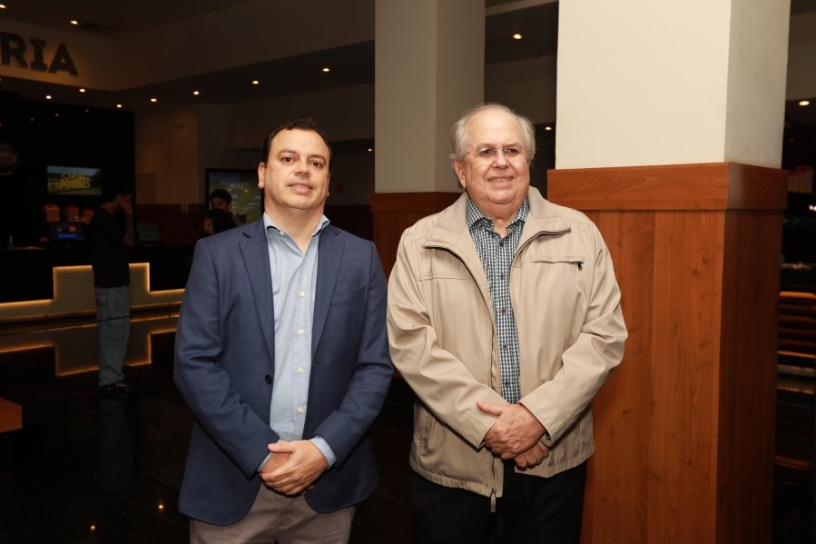 DOCUMENTÁRIO 100 ANOS – SOCIEDADE MEDICINA E CIRURGIA RIO PRETO – CINEMA RPSHOPPING - Eloisa Mattos