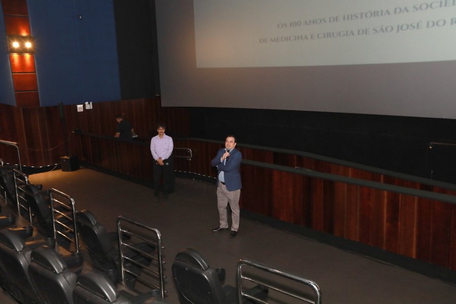DOCUMENTÁRIO 100 ANOS – SOCIEDADE MEDICINA E CIRURGIA RIO PRETO – CINEMA RPSHOPPING - Eloisa Mattos