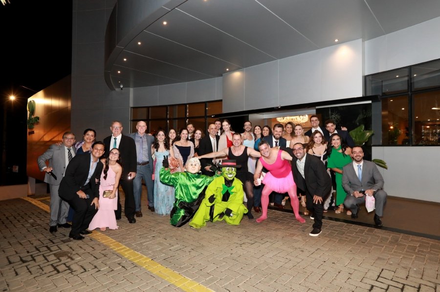ANIVERSÁRIO DE 120 ANOS – DR LUIZ FERNANDO COLTURATO E LEANDRO FREITAS COLTURATO – “ERA UMA VEZ…” - Eloisa Mattos
