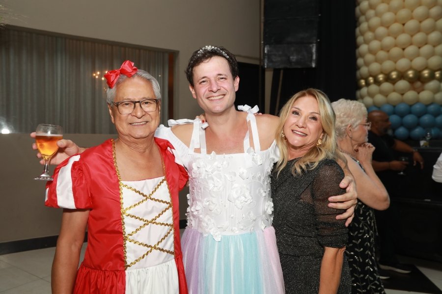 ANIVERSÁRIO DE 120 ANOS – DR LUIZ FERNANDO COLTURATO E LEANDRO FREITAS COLTURATO – “ERA UMA VEZ…” - Eloisa Mattos