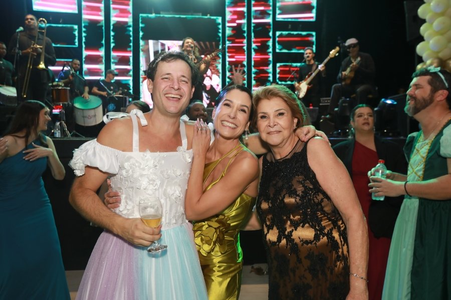 ANIVERSÁRIO DE 120 ANOS – DR LUIZ FERNANDO COLTURATO E LEANDRO FREITAS COLTURATO – “ERA UMA VEZ…” - Eloisa Mattos
