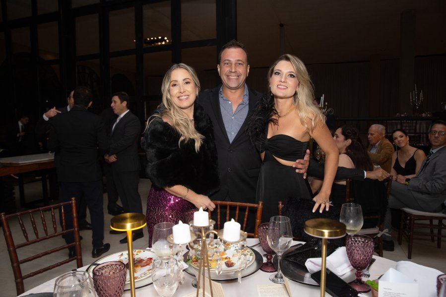 ANIVERSÁRIO DE 120 ANOS – DR LUIZ FERNANDO COLTURATO E LEANDRO FREITAS COLTURATO – “ERA UMA VEZ…” - Eloisa Mattos