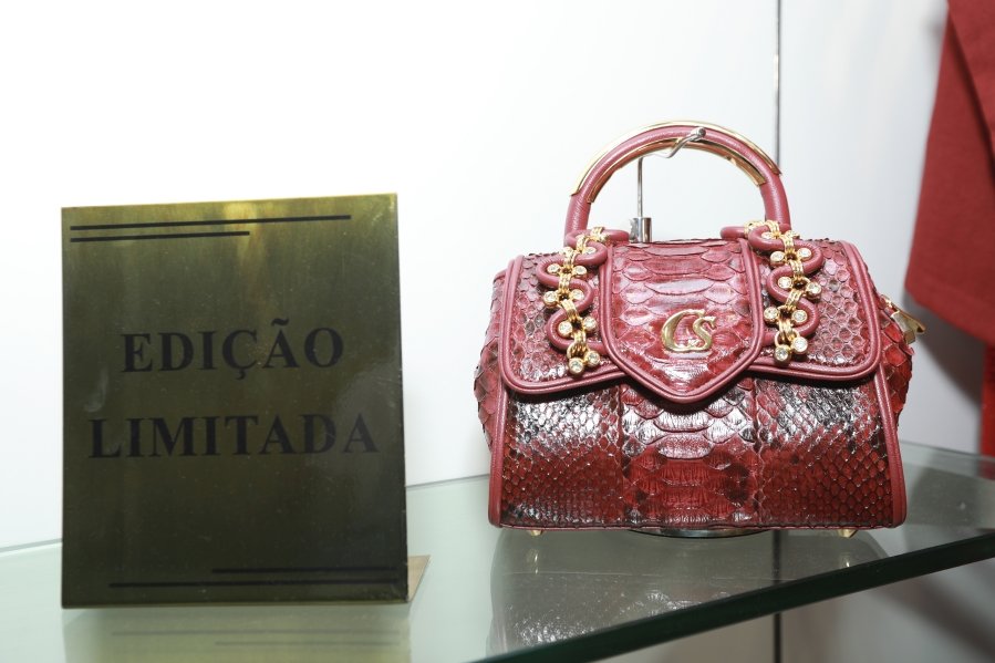 Ana Rocha reúne clientes em elegante coquetel na Carmen Steffens do Riopreto Shopping - Eloisa Mattos
