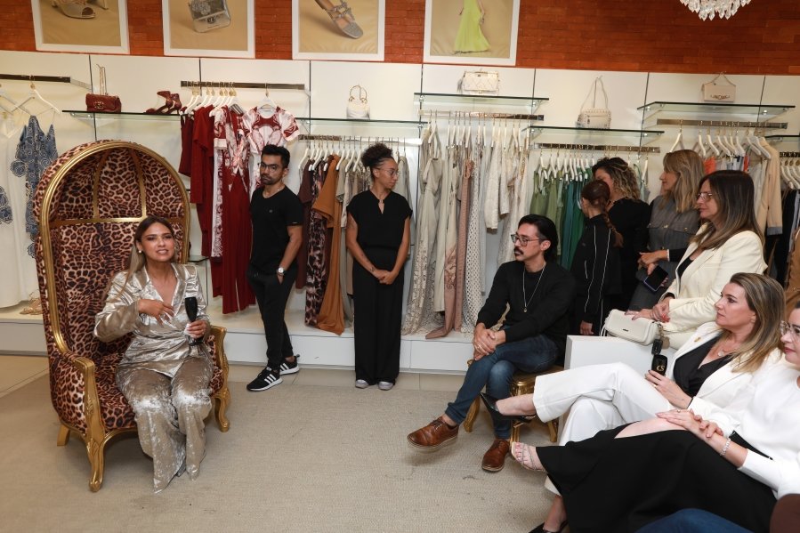 Ana Rocha reúne clientes em elegante coquetel na Carmen Steffens do Riopreto Shopping - Eloisa Mattos