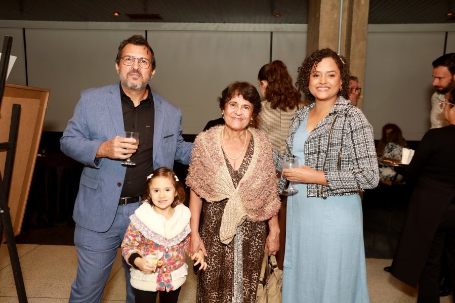 Exposição “A Arte de Curar”, Movimento Ser Tão –  Chega à Sociedade de Medicina e Cirurgia e celebra os 100 anos da instituição - Eloisa Mattos