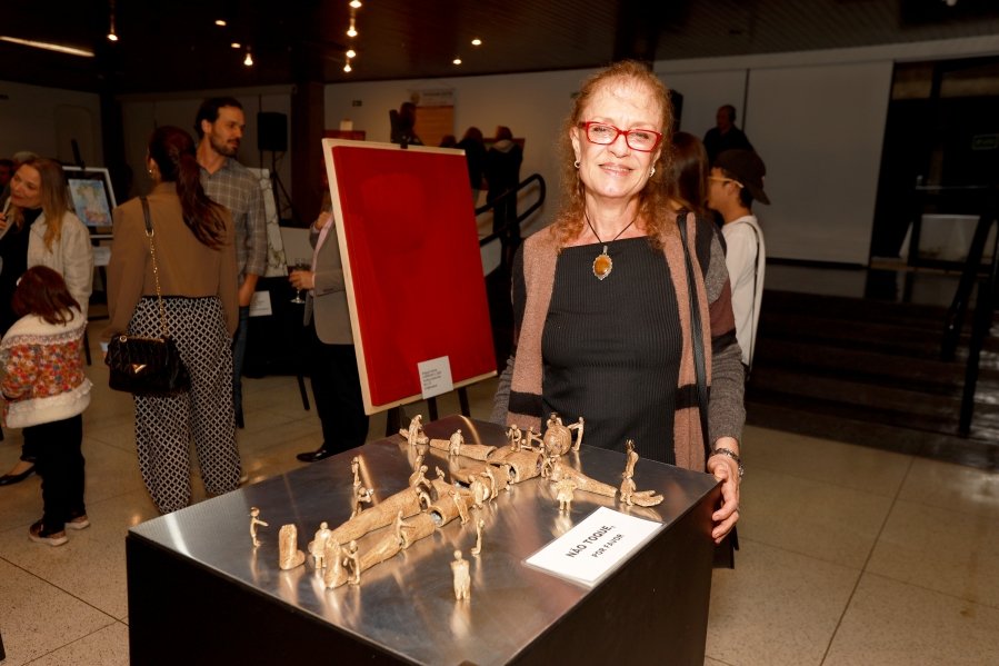 Exposição “A Arte de Curar”, Movimento Ser Tão –  Chega à Sociedade de Medicina e Cirurgia e celebra os 100 anos da instituição - Eloisa Mattos