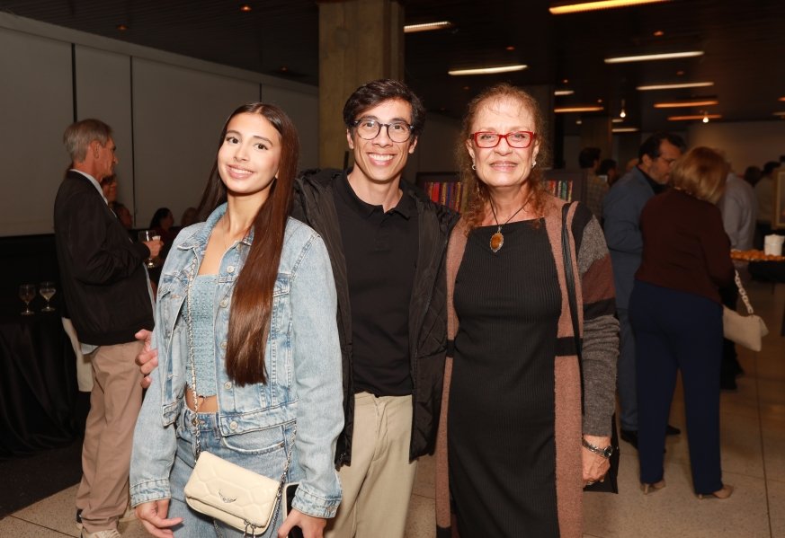 Exposição “A Arte de Curar”, Movimento Ser Tão –  Chega à Sociedade de Medicina e Cirurgia e celebra os 100 anos da instituição - Eloisa Mattos
