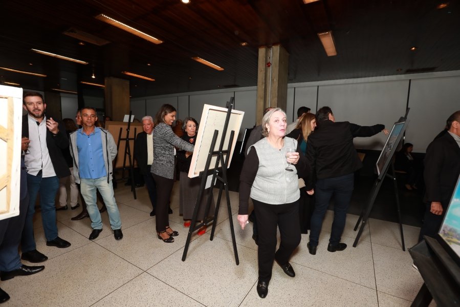 Exposição “A Arte de Curar”, Movimento Ser Tão –  Chega à Sociedade de Medicina e Cirurgia e celebra os 100 anos da instituição - Eloisa Mattos