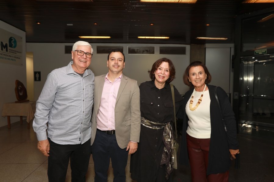 Exposição “A Arte de Curar”, Movimento Ser Tão –  Chega à Sociedade de Medicina e Cirurgia e celebra os 100 anos da instituição - Eloisa Mattos