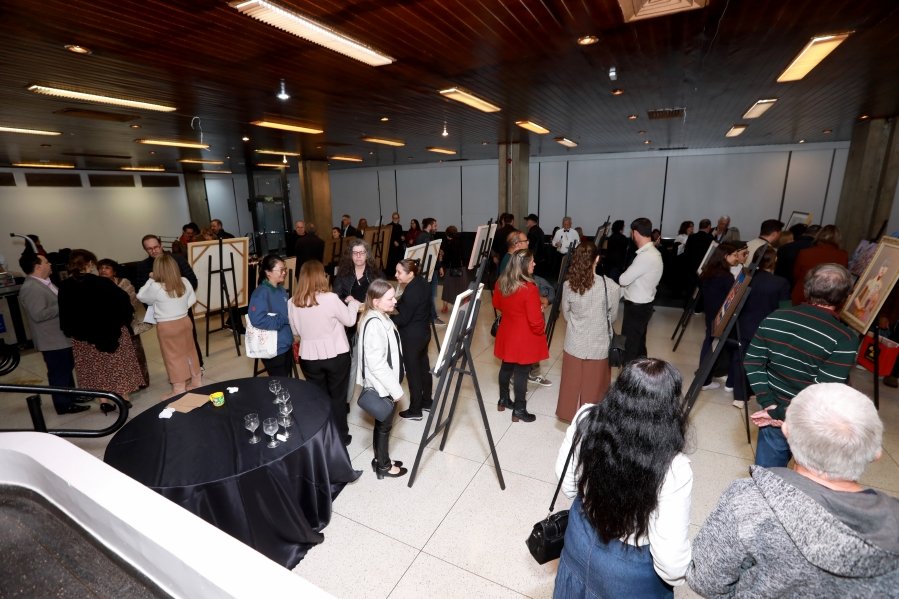 Exposição “A Arte de Curar”, Movimento Ser Tão –  Chega à Sociedade de Medicina e Cirurgia e celebra os 100 anos da instituição - Eloisa Mattos