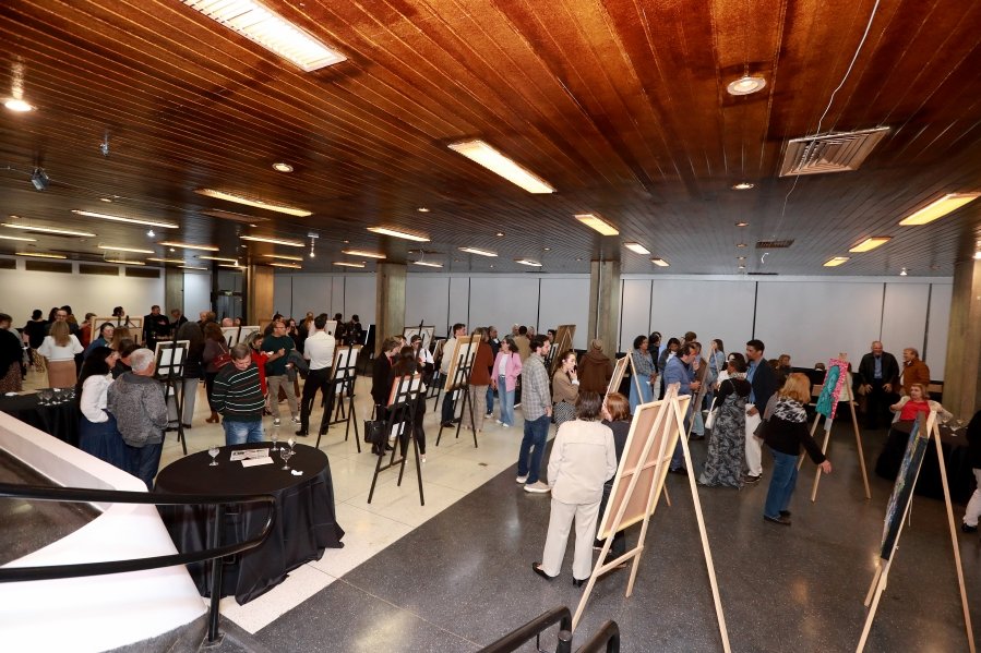 Exposição “A Arte de Curar”, Movimento Ser Tão –  Chega à Sociedade de Medicina e Cirurgia e celebra os 100 anos da instituição - Eloisa Mattos