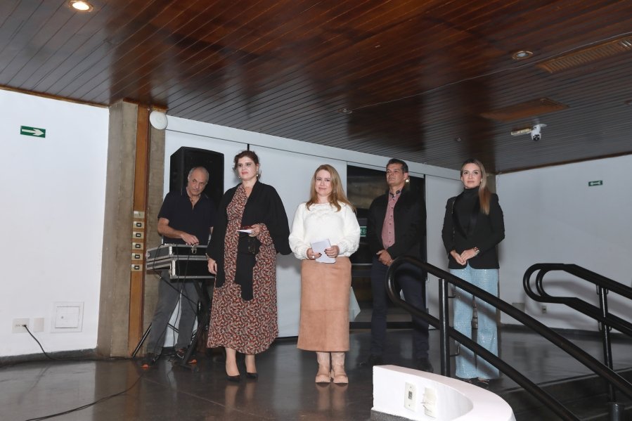 Exposição “A Arte de Curar”, Movimento Ser Tão –  Chega à Sociedade de Medicina e Cirurgia e celebra os 100 anos da instituição - Eloisa Mattos