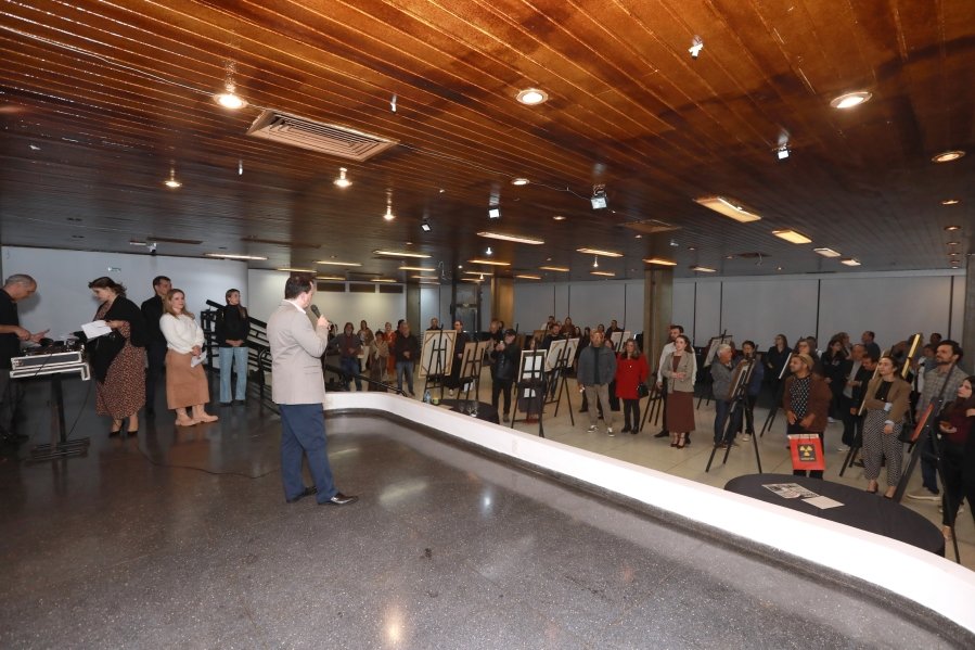 Exposição “A Arte de Curar”, Movimento Ser Tão –  Chega à Sociedade de Medicina e Cirurgia e celebra os 100 anos da instituição - Eloisa Mattos