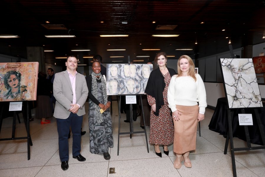 Exposição “A Arte de Curar”, Movimento Ser Tão –  Chega à Sociedade de Medicina e Cirurgia e celebra os 100 anos da instituição - Eloisa Mattos
