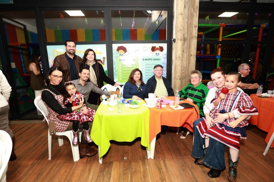 FESTA JUNINA SOCIEDADE MEDICINA E CIRURGIA -APM SJRP - Eloisa Mattos