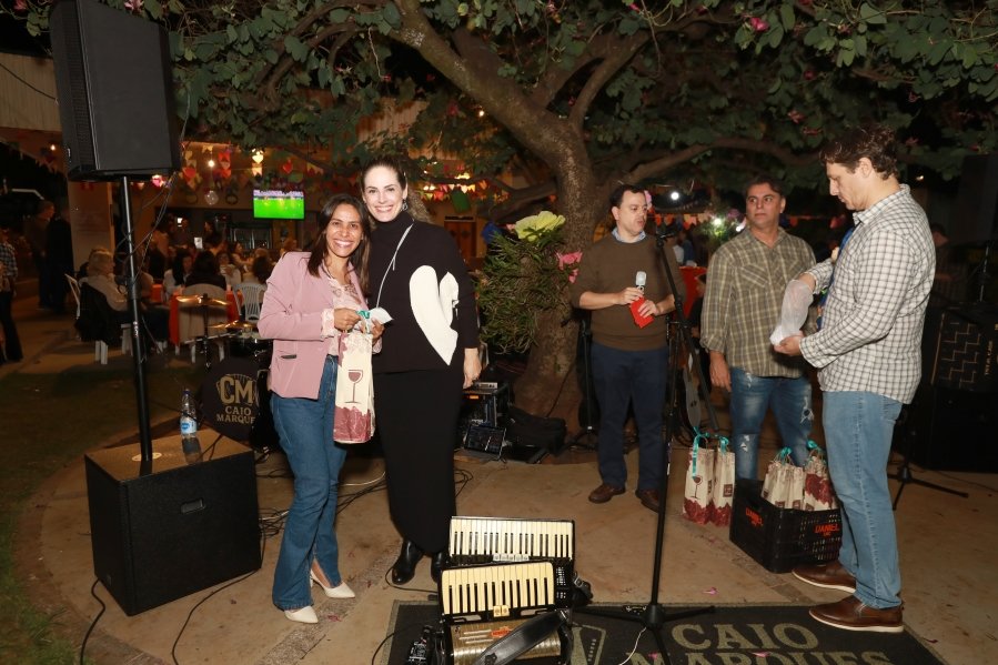FESTA JUNINA SOCIEDADE MEDICINA E CIRURGIA -APM SJRP - Eloisa Mattos