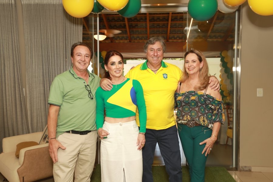 VERDE, AMARELO E MUITA ANIMAÇÃO MARCARAM A COMEMORAÇÃO DOS 66 ANOS DE LUIZ ANTÔNIO CAMPOS. - Eloisa Mattos