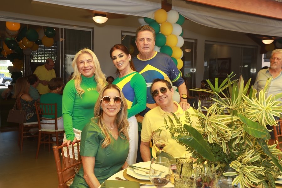 VERDE, AMARELO E MUITA ANIMAÇÃO MARCARAM A COMEMORAÇÃO DOS 66 ANOS DE LUIZ ANTÔNIO CAMPOS. - Eloisa Mattos