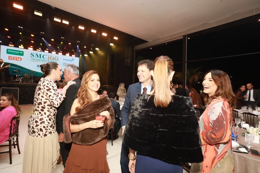 SOCIEDADE DE MEDICINA E CIRURGIA DE RIO PRETO CELEBRA 100 ANOS EM BAILE HISTÓRICO NO VILLA CONTE - Eloisa Mattos