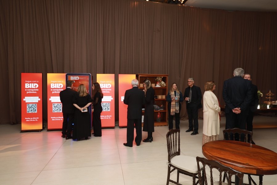 SOCIEDADE DE MEDICINA E CIRURGIA DE RIO PRETO CELEBRA 100 ANOS EM BAILE HISTÓRICO NO VILLA CONTE - Eloisa Mattos