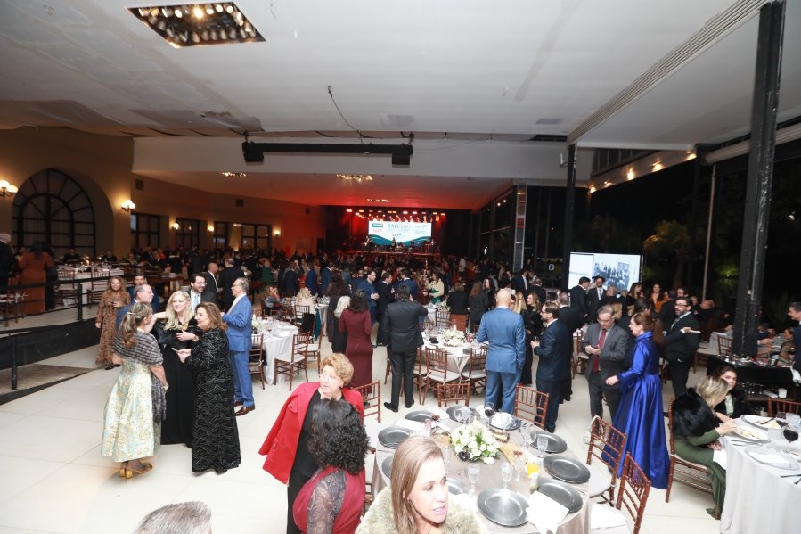 SOCIEDADE DE MEDICINA E CIRURGIA DE RIO PRETO CELEBRA 100 ANOS EM BAILE HISTÓRICO NO VILLA CONTE - Eloisa Mattos