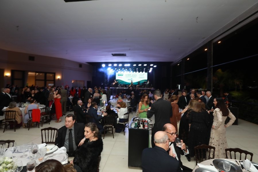 SOCIEDADE DE MEDICINA E CIRURGIA DE RIO PRETO CELEBRA 100 ANOS EM BAILE HISTÓRICO NO VILLA CONTE - Eloisa Mattos
