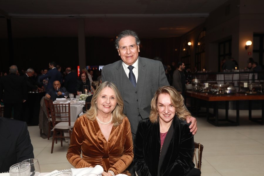 SOCIEDADE DE MEDICINA E CIRURGIA DE RIO PRETO CELEBRA 100 ANOS EM BAILE HISTÓRICO NO VILLA CONTE - Eloisa Mattos