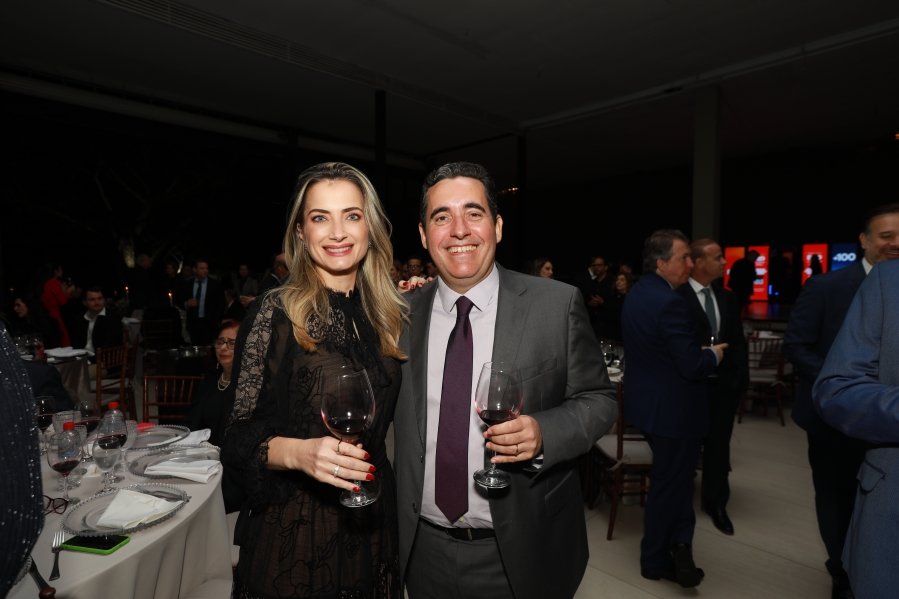 SOCIEDADE DE MEDICINA E CIRURGIA DE RIO PRETO CELEBRA 100 ANOS EM BAILE HISTÓRICO NO VILLA CONTE - Eloisa Mattos