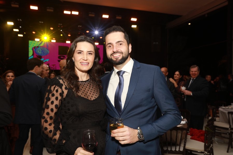SOCIEDADE DE MEDICINA E CIRURGIA DE RIO PRETO CELEBRA 100 ANOS EM BAILE HISTÓRICO NO VILLA CONTE - Eloisa Mattos