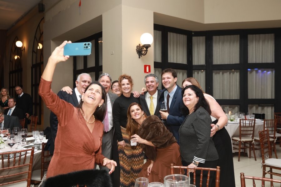 SOCIEDADE DE MEDICINA E CIRURGIA DE RIO PRETO CELEBRA 100 ANOS EM BAILE HISTÓRICO NO VILLA CONTE - Eloisa Mattos