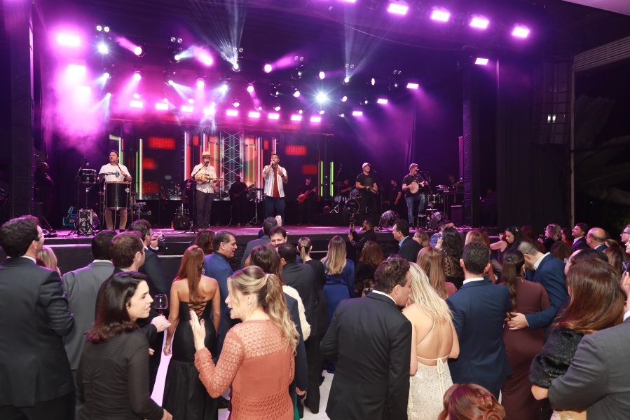 SOCIEDADE DE MEDICINA E CIRURGIA DE RIO PRETO CELEBRA 100 ANOS EM BAILE HISTÓRICO NO VILLA CONTE - Eloisa Mattos