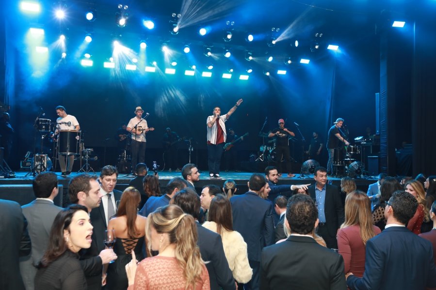 SOCIEDADE DE MEDICINA E CIRURGIA DE RIO PRETO CELEBRA 100 ANOS EM BAILE HISTÓRICO NO VILLA CONTE - Eloisa Mattos
