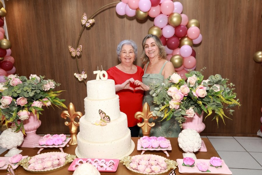 FÁTIMA QUINTILIANOS, SETE DÉCADAS DE ALEGRIA E MUITO AMOR - Eloisa Mattos