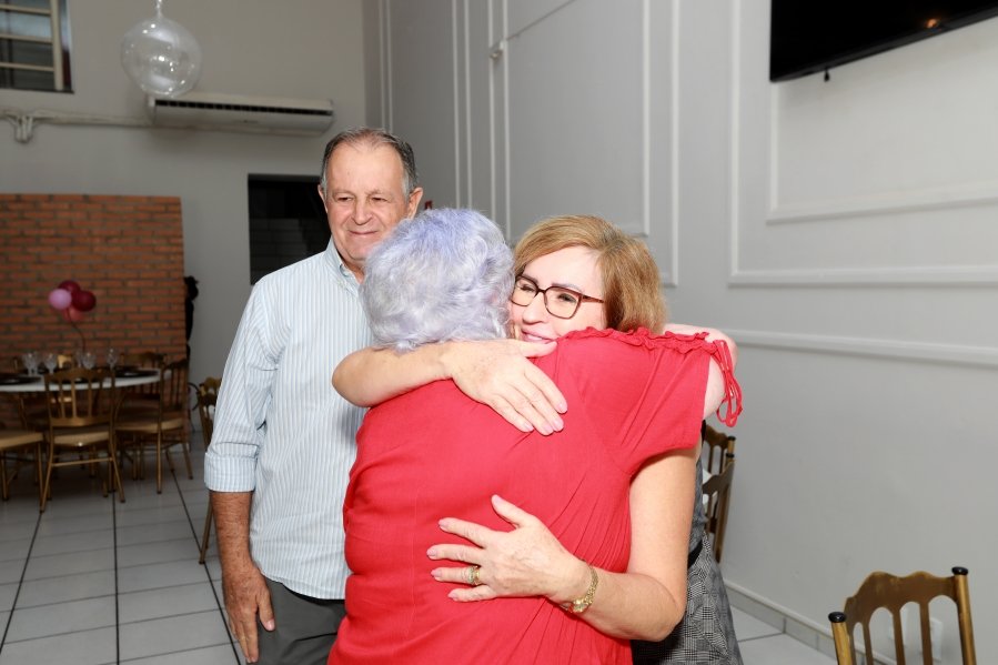 FÁTIMA QUINTILIANOS, SETE DÉCADAS DE ALEGRIA E MUITO AMOR - Eloisa Mattos