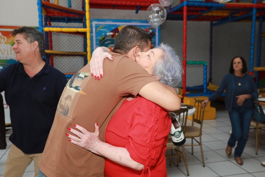 FÁTIMA QUINTILIANOS, SETE DÉCADAS DE ALEGRIA E MUITO AMOR - Eloisa Mattos