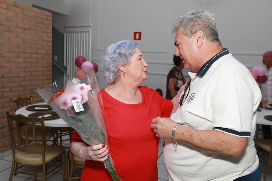 FÁTIMA QUINTILIANOS, SETE DÉCADAS DE ALEGRIA E MUITO AMOR - Eloisa Mattos