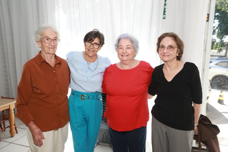 FÁTIMA QUINTILIANOS, SETE DÉCADAS DE ALEGRIA E MUITO AMOR - Eloisa Mattos
