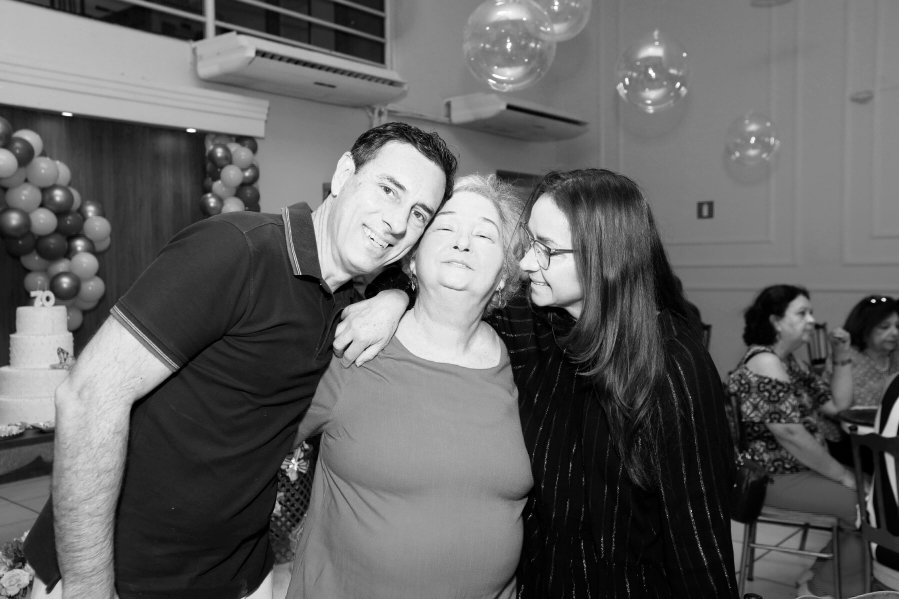FÁTIMA QUINTILIANOS, SETE DÉCADAS DE ALEGRIA E MUITO AMOR - Eloisa Mattos