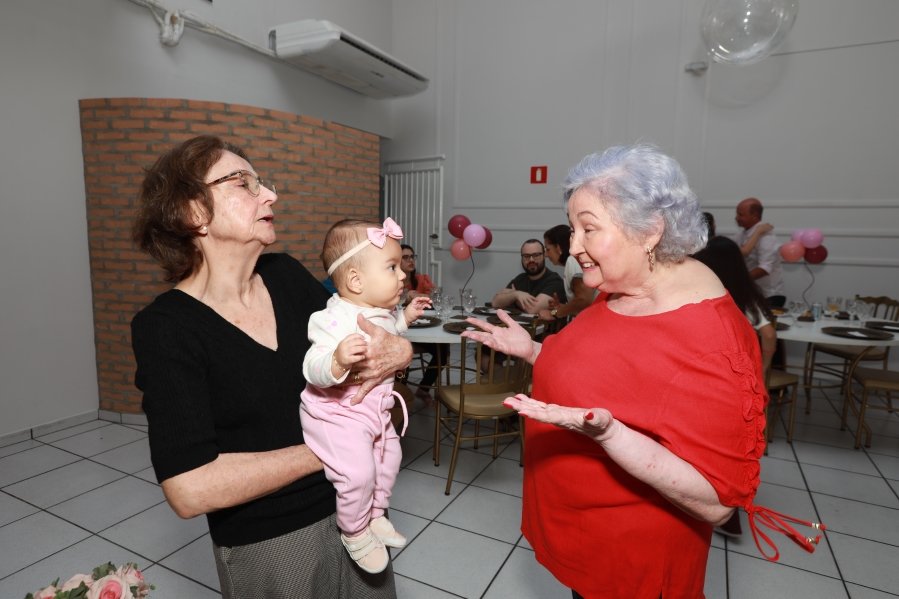FÁTIMA QUINTILIANOS, SETE DÉCADAS DE ALEGRIA E MUITO AMOR - Eloisa Mattos